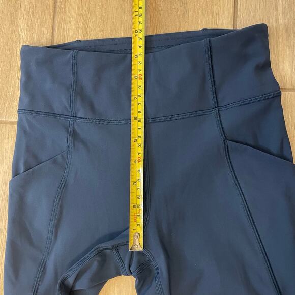 Lululemon Run Inspire Crop II Women’s Size 4 Navy High Rise 22” Leggings - Picture 4 of 11